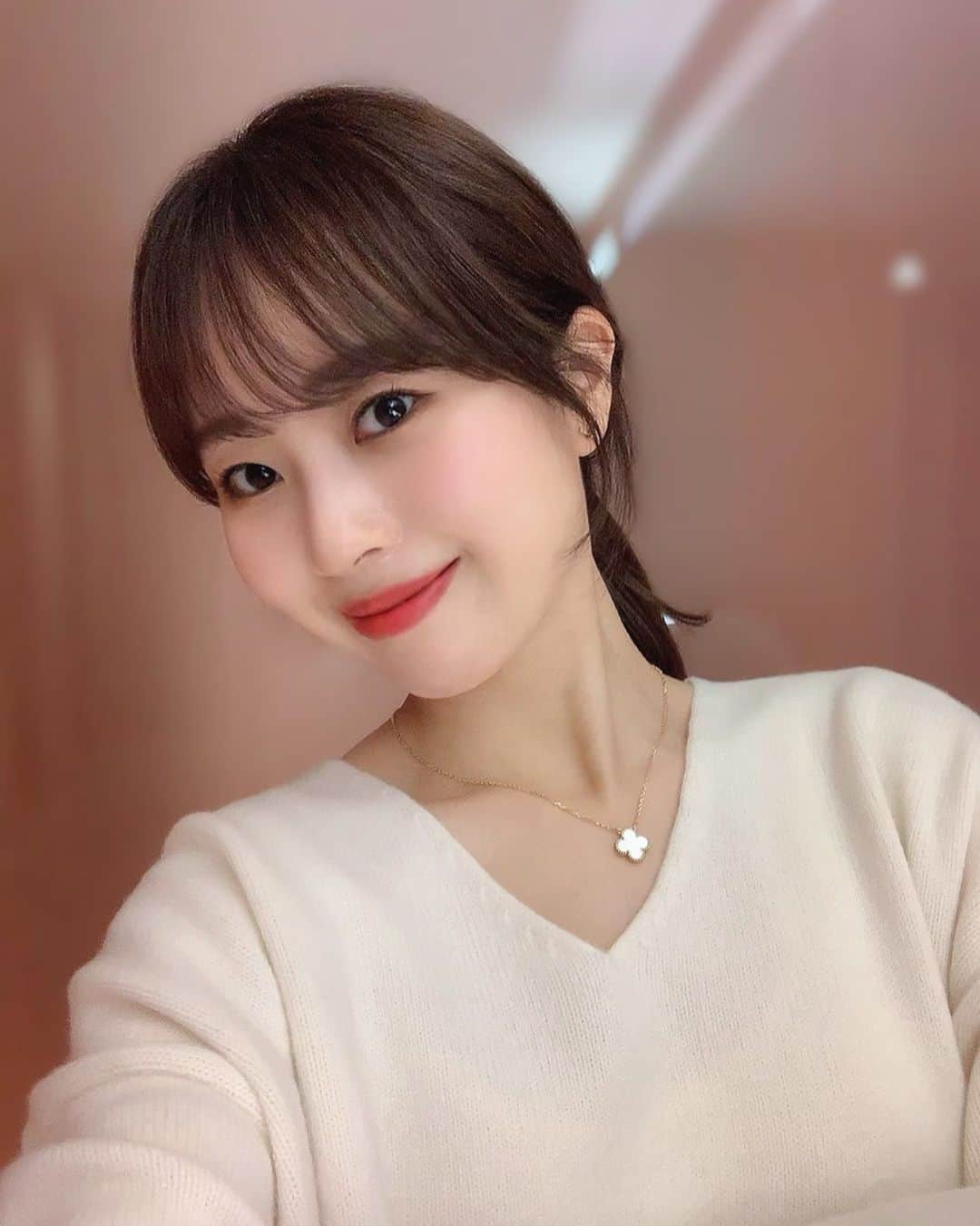 ハンナミのインスタグラム：「前髪の量も多くつくってもらって いい感じになった '◡'✨  今日21:00- 一部再入荷しました ✏️ @eneu.official」