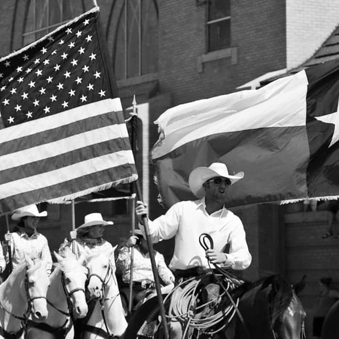 信國太志のインスタグラム：「#TEXIT I prefer to be a beggar in Texas rather than being rich in a  big socialism country.」
