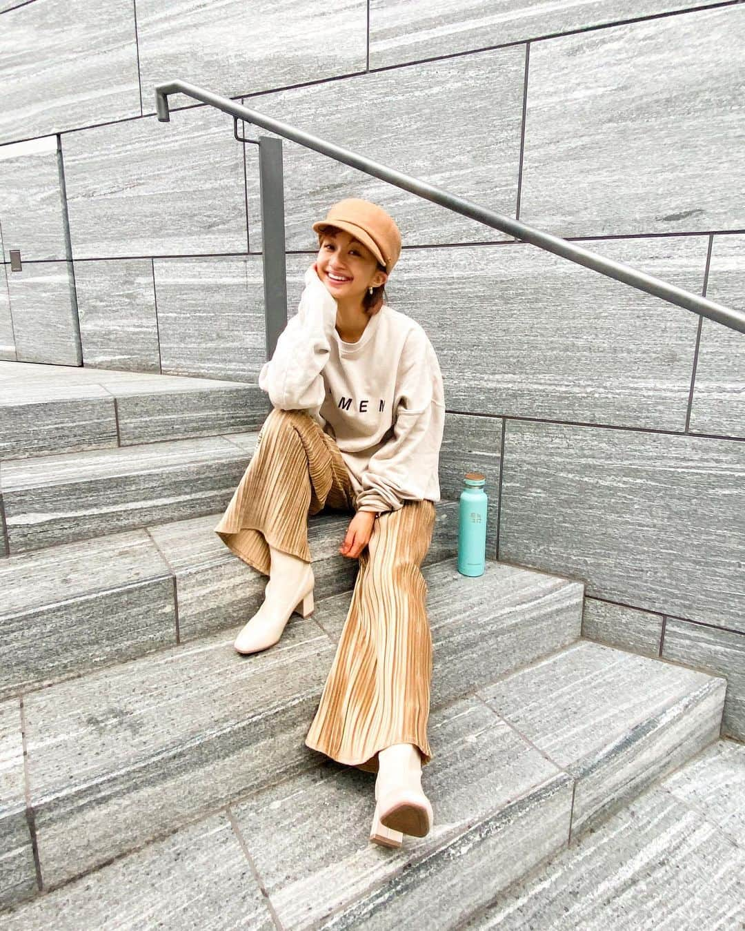 近藤あやさんのインスタグラム写真 - (近藤あやInstagram)「⠀ 久しぶりに友達と会えて 嬉しかった日🧸🤎🤎🤎  tops @elementjapan  pant @cotorica.official  tumbler @earthwell @sputnikshop.jp   #150cm #150cmコーデ  #Sサイズ #低身長コーデ」1月29日 21時42分 - doraemontoaya