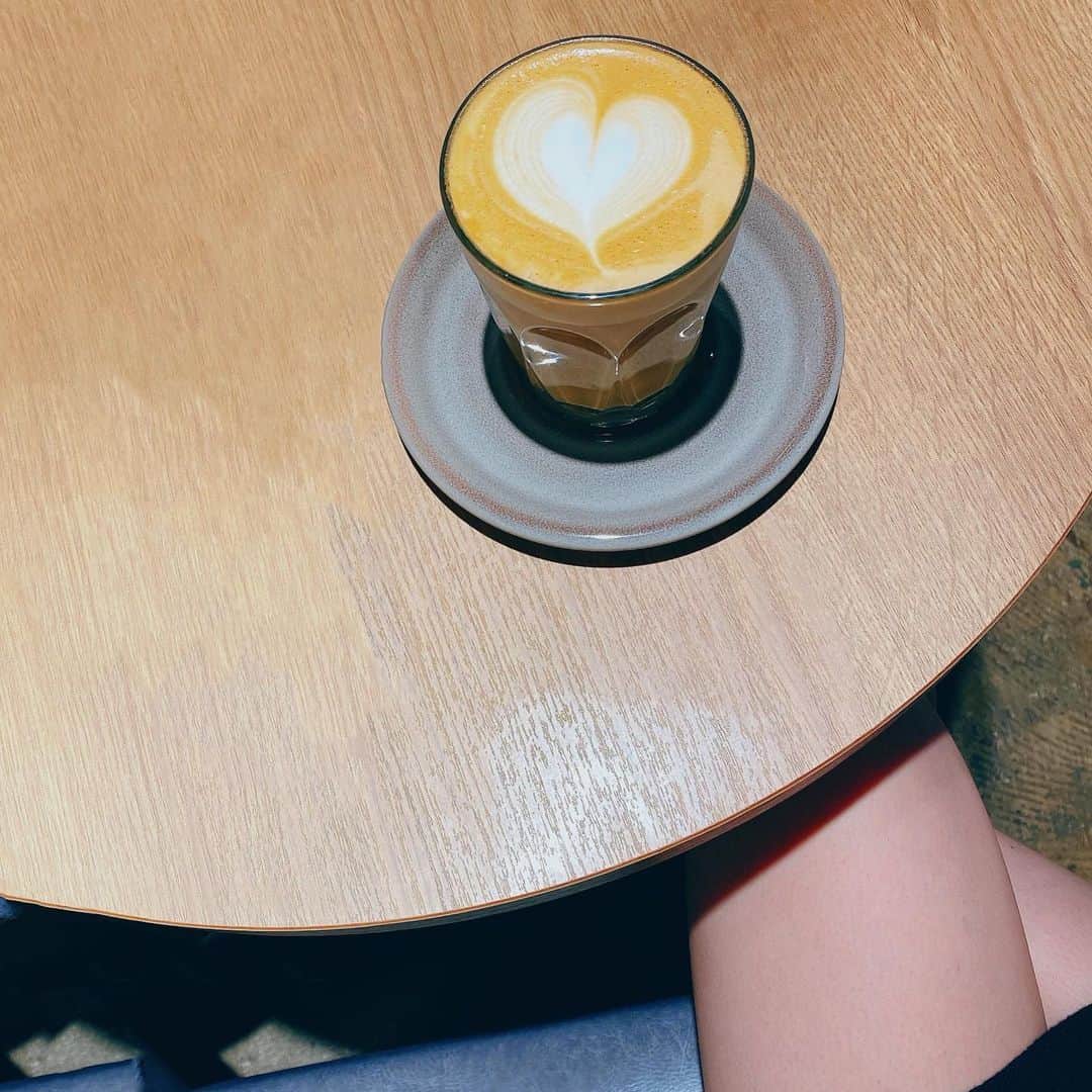 加藤玲奈のインスタグラム：「ラテアート可愛い😌☕️」