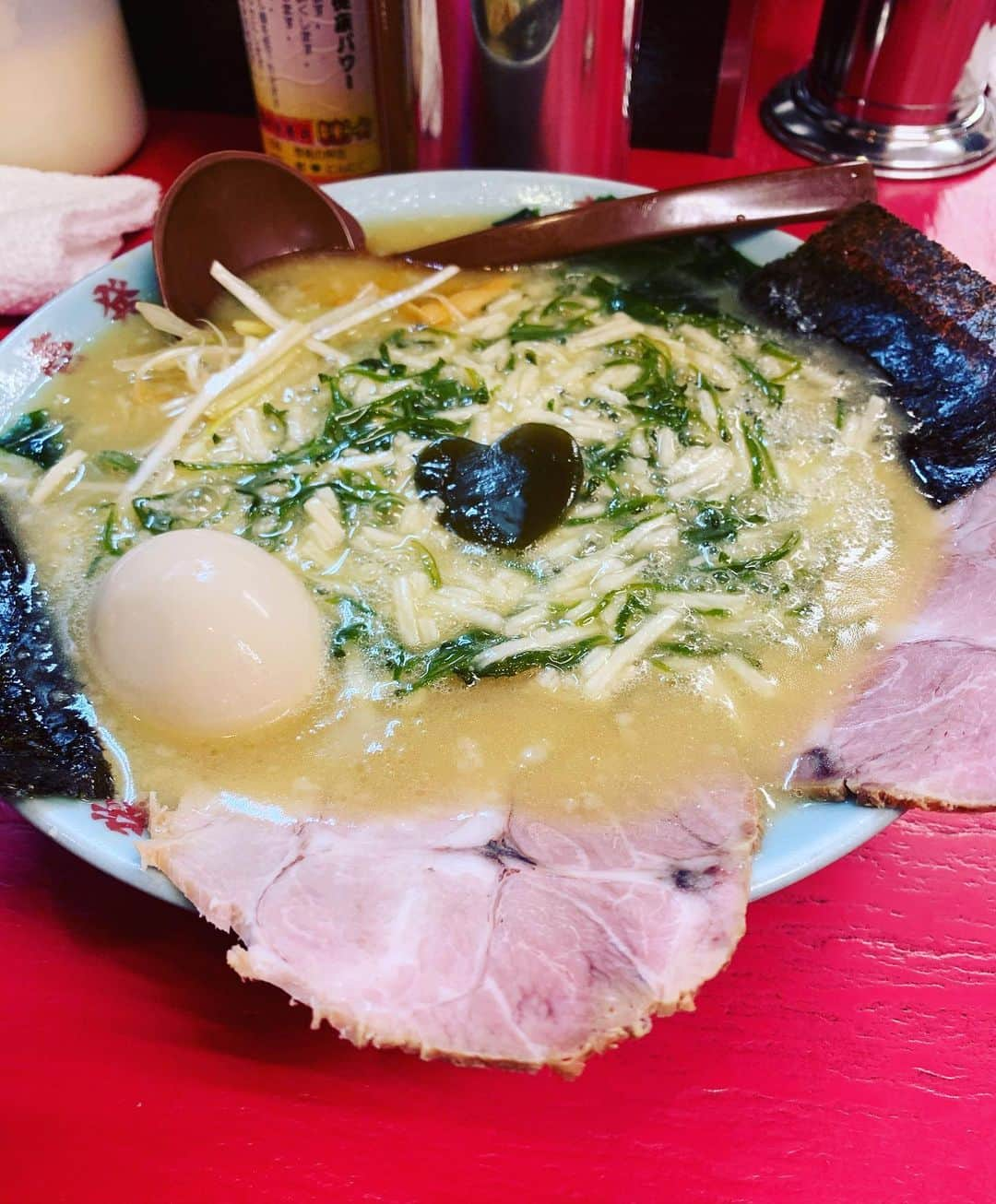 金廣真悟さんのインスタグラム写真 - (金廣真悟Instagram)「. 久しぶりの八王子壱発ラーメン。 安定のメカトロ味噌。 元気玉もらってスーパーハッピー。」1月29日 21時57分 - shingo_kanehiro