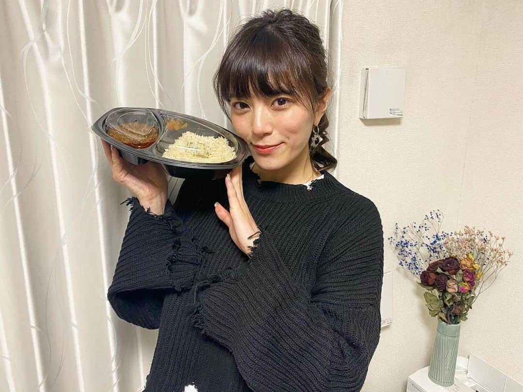 三谷紬のグルメインスタ