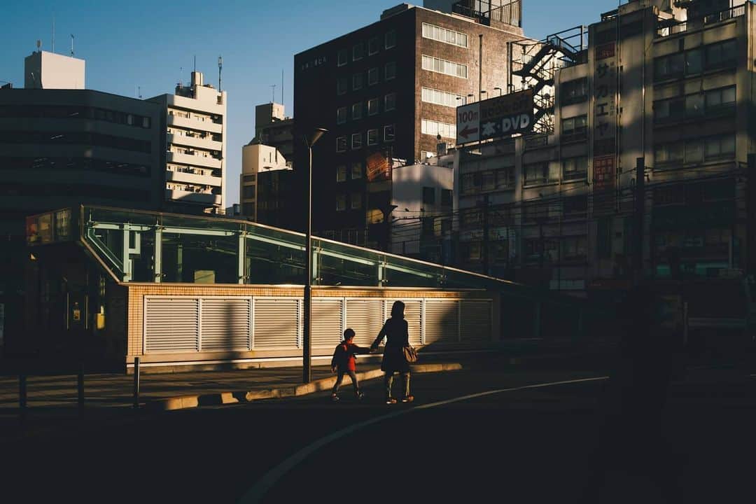 Takashi Yasuiさんのインスタグラム写真 - (Takashi YasuiInstagram)「夕暮れの東京 大塚 #ironowa_ba」1月29日 22時03分 - _tuck4