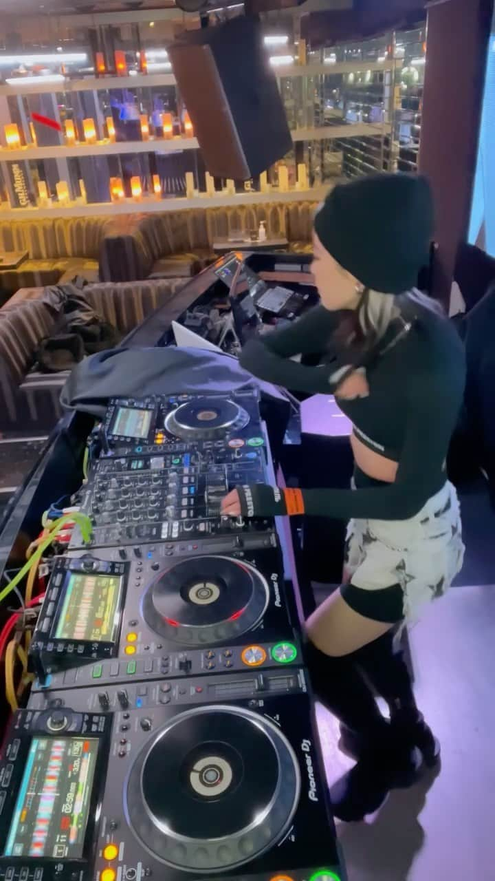 DJ KEIKOのインスタグラム：「House Work Vol.2  #dj #femaledj #pioneerdj #djlive #djing #housemusic #djbooth #housemusicfamily #clubdj #nightclub #djmix #djplay #ravegirls #womendj #musiclovers #cdj #heronpreston #stussywomen」