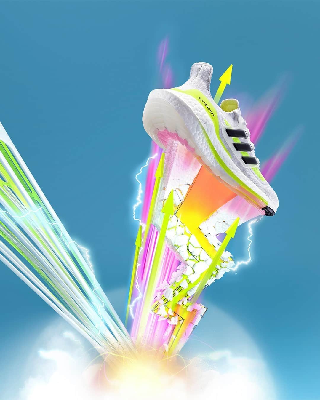 adidas Runningのインスタグラム：「HOW DID WE RESPOND TO THE MOST RESPONSIVE ULTRABOOST EVER? WITH EVEN MORE RESPONSIVENESS.  #ULTRABOOST 21, SAY HELLO TO INCREDIBLE ENERGY RETURN. ⚡️  adidas Ultraboost 21 Shoes Women's」