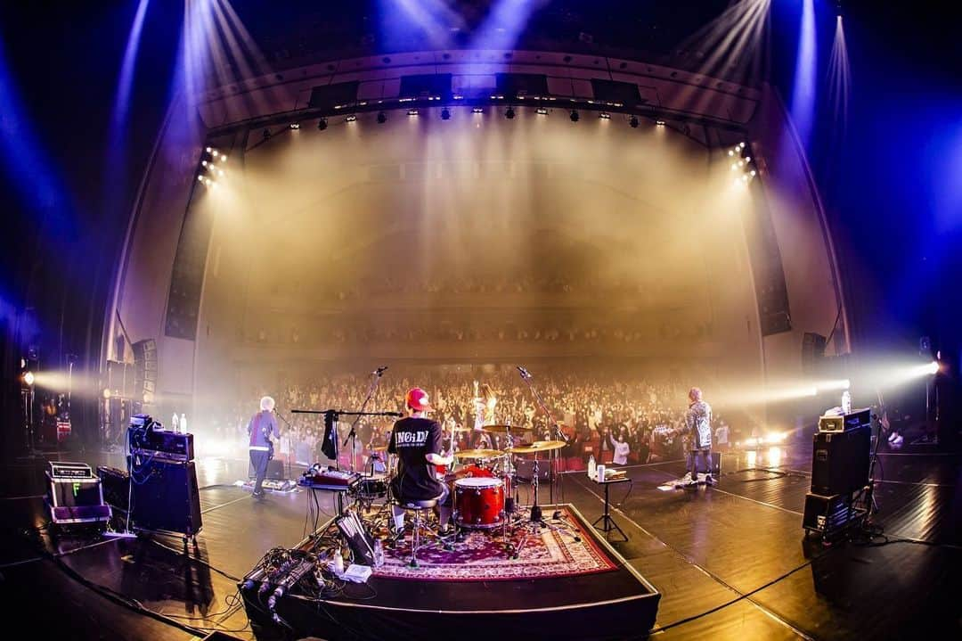 藤原広明さんのインスタグラム写真 - (藤原広明Instagram)「福岡サンパレス 『BARIYOKA ROCK』 w）緑黄色社会  #バリよか のあなたにびっくらゔっ！！🦍🦍🦍🦍  photo by @cazrowAoki」1月29日 23時06分 - hiroaki_drums_superbeaver