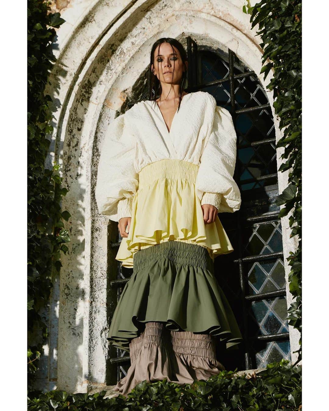 倉岡晋也のインスタグラム：「Statue ✔️ @cemcinar_paris ss21 Creative director @__cemcinar__  Shot by @davidpaige hair @natsumiebiko mua @mayu_yamaji with @md_mb_ xxx @florachabotskaya styling @shinyakuraoka」