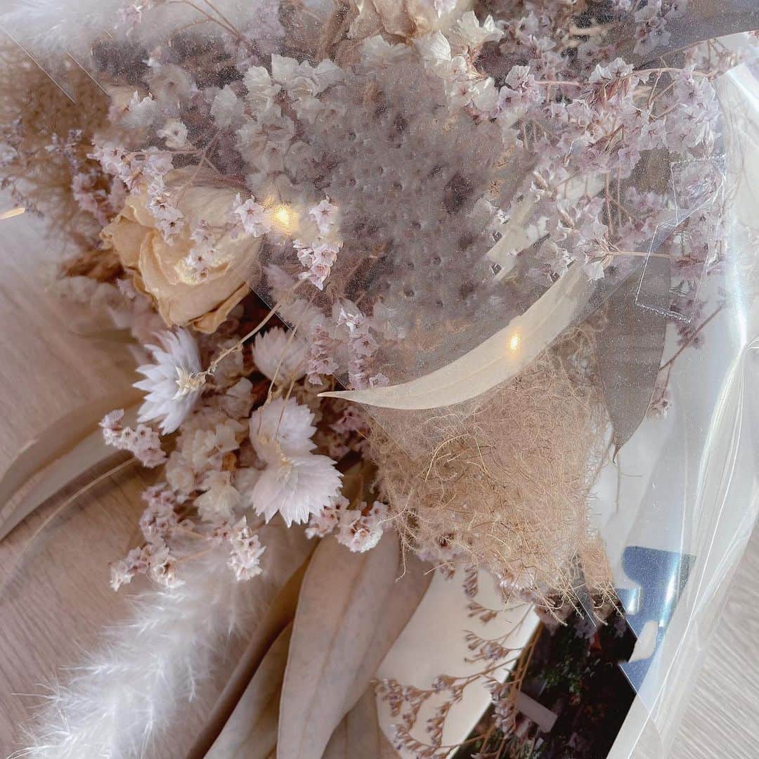 のインスタグラム：「moreのドライフラワー💭」