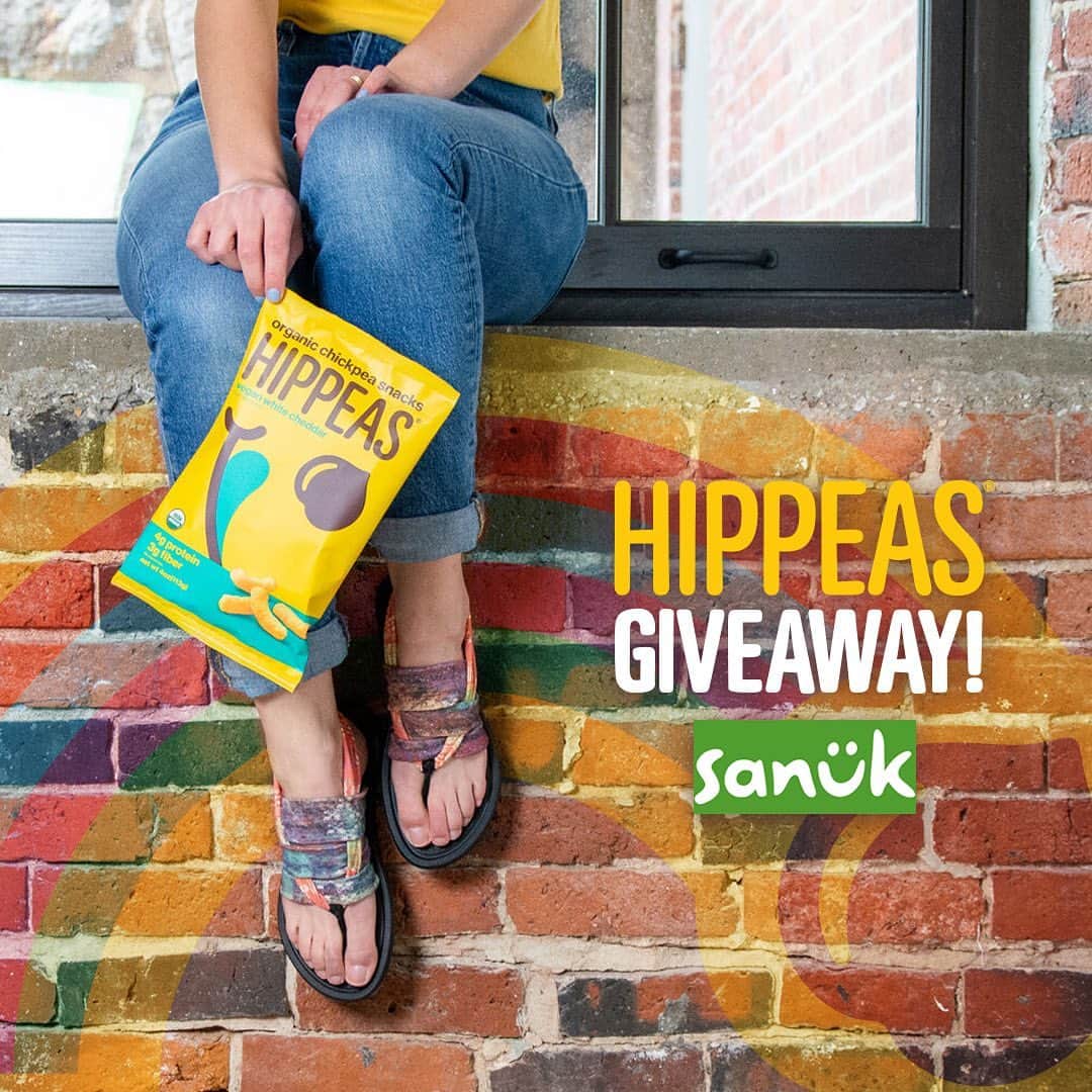 サヌークのインスタグラム：「If we're being honest, there's two things that get us going – ultra-comfy sandals and ultra-tasty snacks (and world peace, clean waterways, and pumping swells with an empty lineup, but those are for another time). So we've partnered with @hippeas_snacks for a giveaway sure to keep you snackin' on the go. Enter for a chance to win #HIPPEAS Snacks and a pair of #Sanuk shoes of your choice!   How to enter: - Follow @hippeas_snacks & @sanuk - Tag two friends below  Open to US residents only. Alaska and Hawaii not included. Must be 18+ to enter. This giveaway is not affiliated or sponsored by Instagram. Winner will be announced on 2/2/21.」