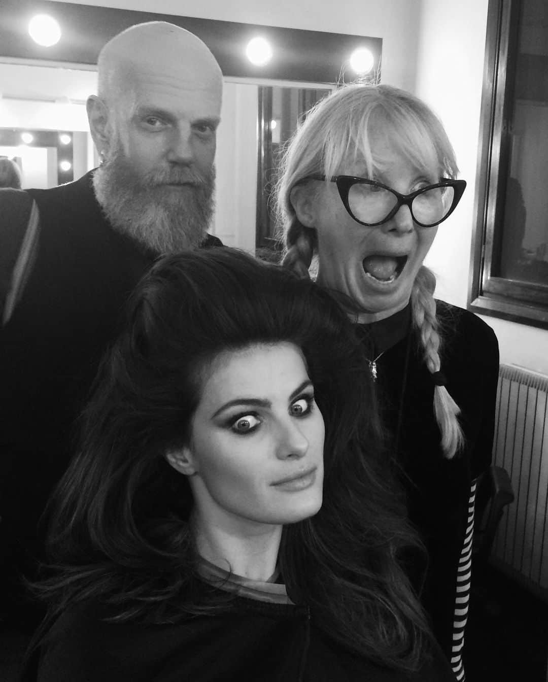 ValGarlandのインスタグラム：「#WhatWereWeThinking ❗️❗️❗️  @isabelifontana  @1malcolmedwards」