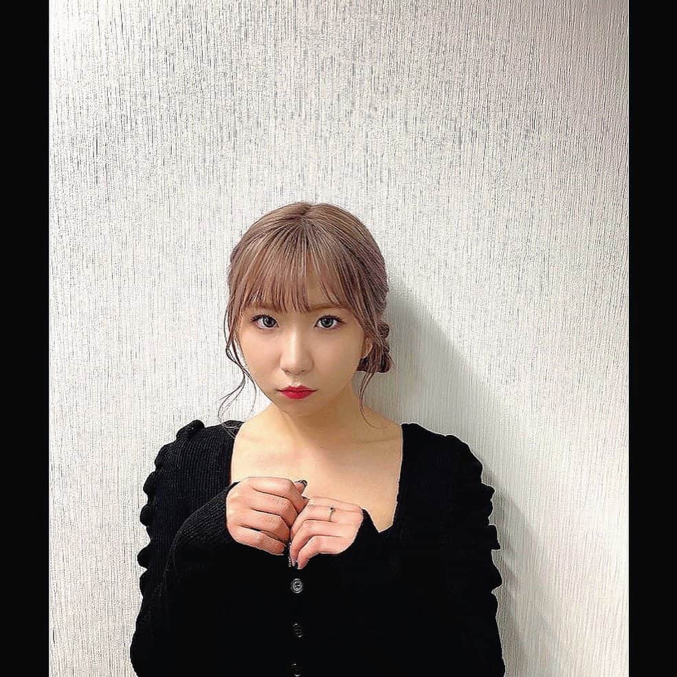 MAYU（吉田真悠）さんのインスタグラム写真 - (MAYU（吉田真悠）Instagram)「. ラベンダーにしました だけど光によってピンクに見えたり 白に見えたりシルバーに見えたり、楽しい！」1月30日 0時54分 - lgm_mayu_official