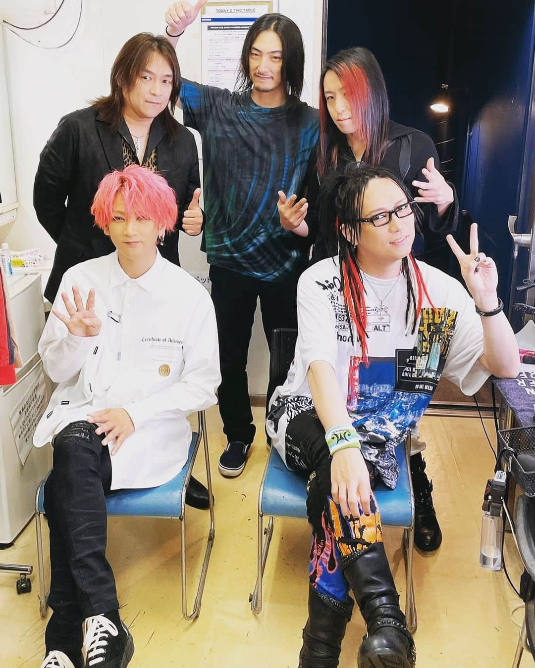 Ikuoさんのインスタグラム写真 - (IkuoInstagram)「PSYCHO DAZE BASS 激突6～振替〜」ラスト❗️無事終了しました❗️ご視聴のみなさんありがとう😊　アーカイブも楽しんでください！  #ikuo #masaki #isao #前田遊野 #都啓一  #psychodaysbass」1月30日 0時56分 - ikuobass