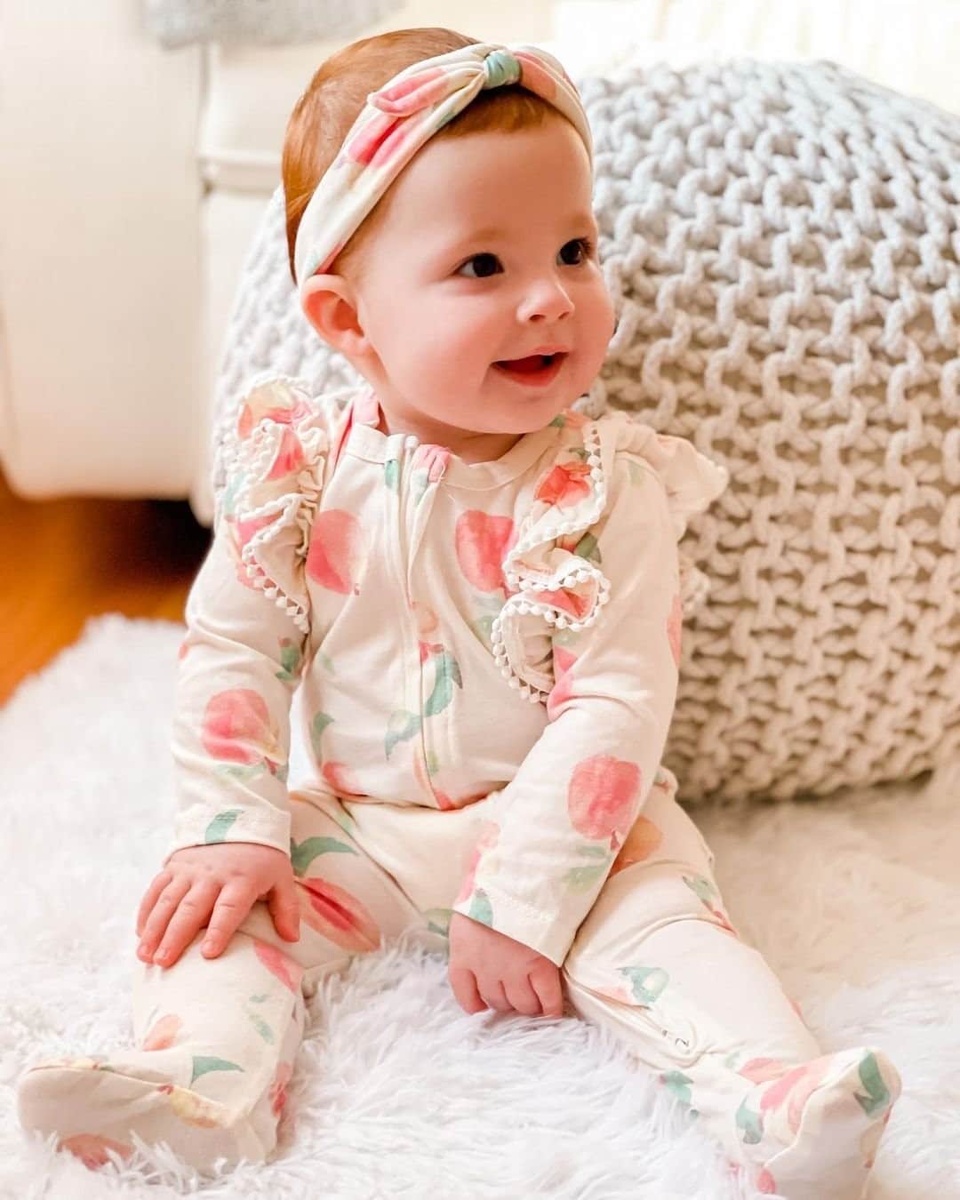 T.J.マックスのインスタグラム：「Did someone say all new baby arrivals at T.J.Maxx?! Yes. We. Did. 🍼 (📷: @live.love.holden.and.rylan)」