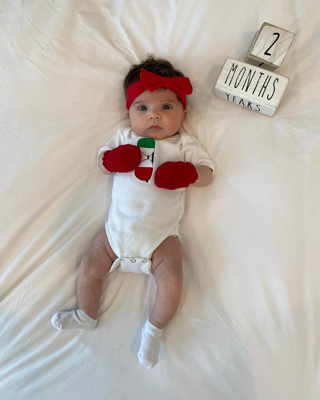 ジュゼッペ・ロッシのインスタグラム：「My little love is 2 months old 🥰 🥰🥰🥰🥰🥰🥰 #girldad ❤️」