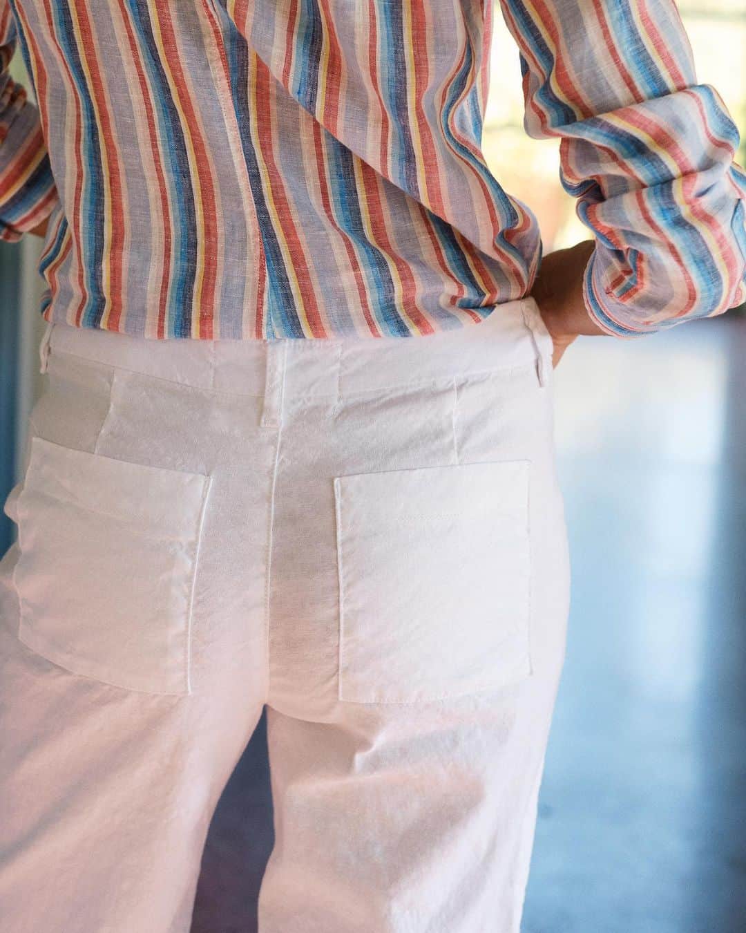 フランク&アイリーンさんのインスタグラム写真 - (フランク&アイリーンInstagram)「Our contemporary take on a classic sailor pant in game-changing Performance Linen. Never sheer, wrinkle resistant, easy to move in and now in WHITE! #FrankandEileen⁠⁠」1月30日 1時49分 - frankandeileen
