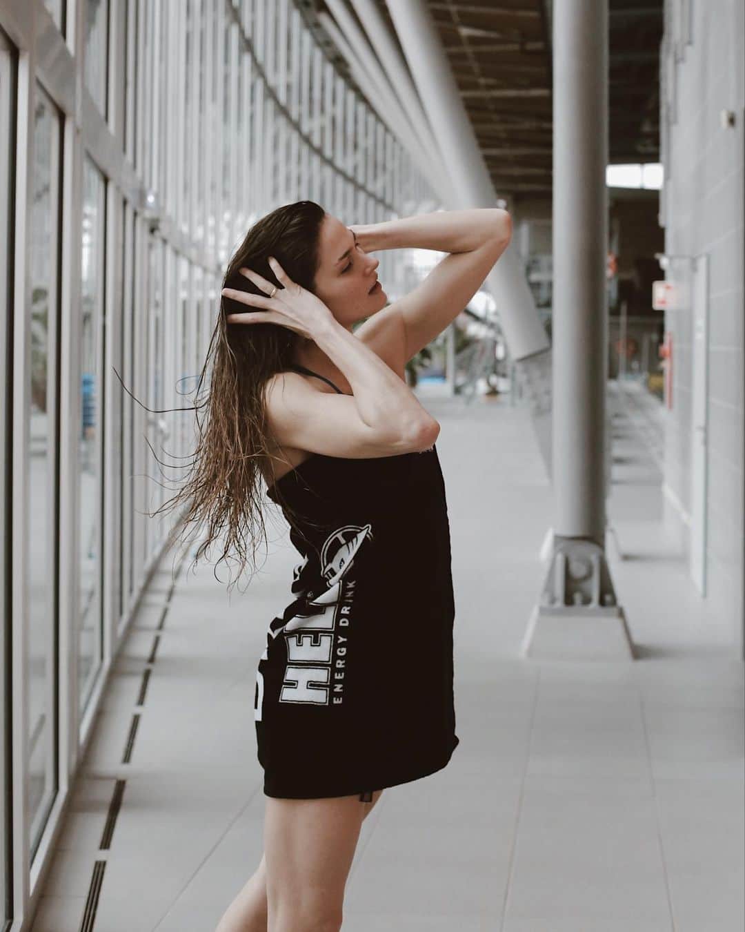ズザンナ・ヤカボスのインスタグラム：「utolsó nap itthon az edzőtábor előtt 🥺 . . . . . #swim #swimming #swimmer #sport #fit #training #practice #swimmingpool #water #wethair #hellenergy #reklám #promóció #needenergy #swimmerslife #pooldeck #pool #getfit #getfitstayfit #healthylifestyle #bikini #swimwear #swimsuit #workout #workoutmotivation #workoutroutine #getitdone」
