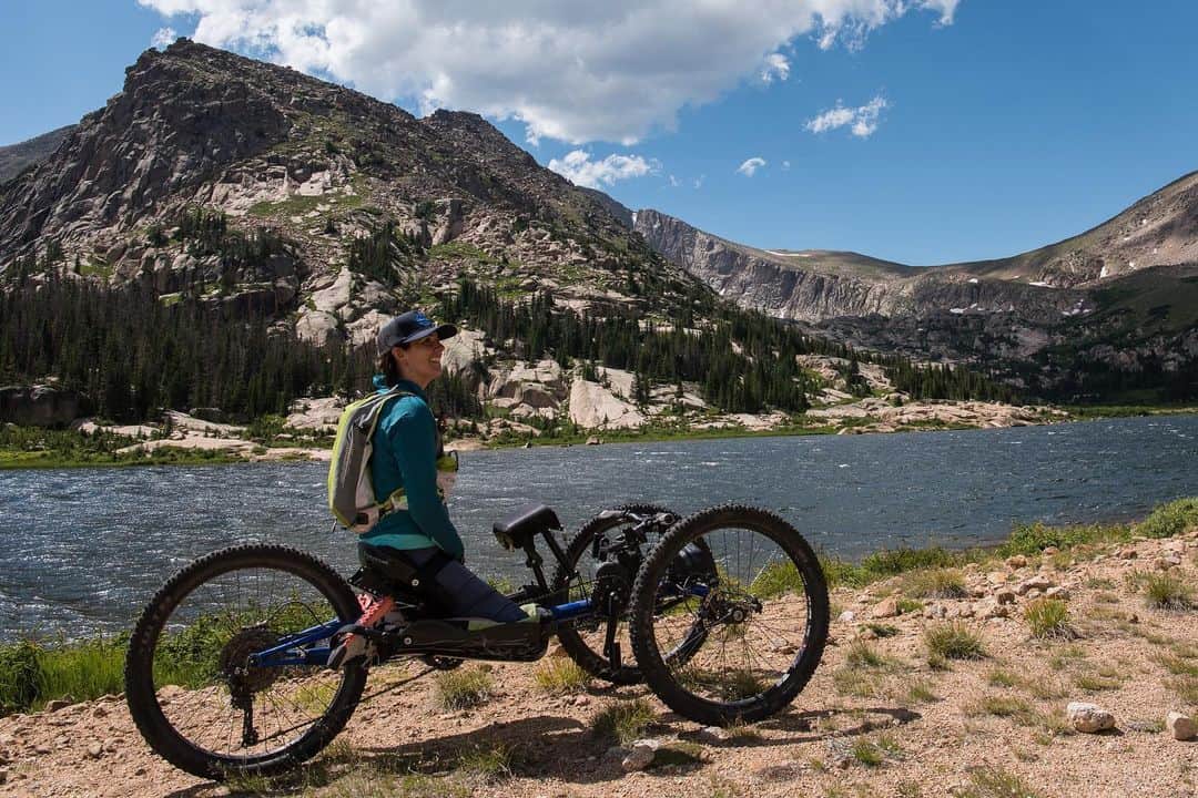 REIのインスタグラム：「Adventurer and advocate Quinn Brett wants to improve accessibility in outdoor spaces. She’s spearheading a new role with the @nationalparkservice to create more recreation opportunities. Read more at the link in our bio.」