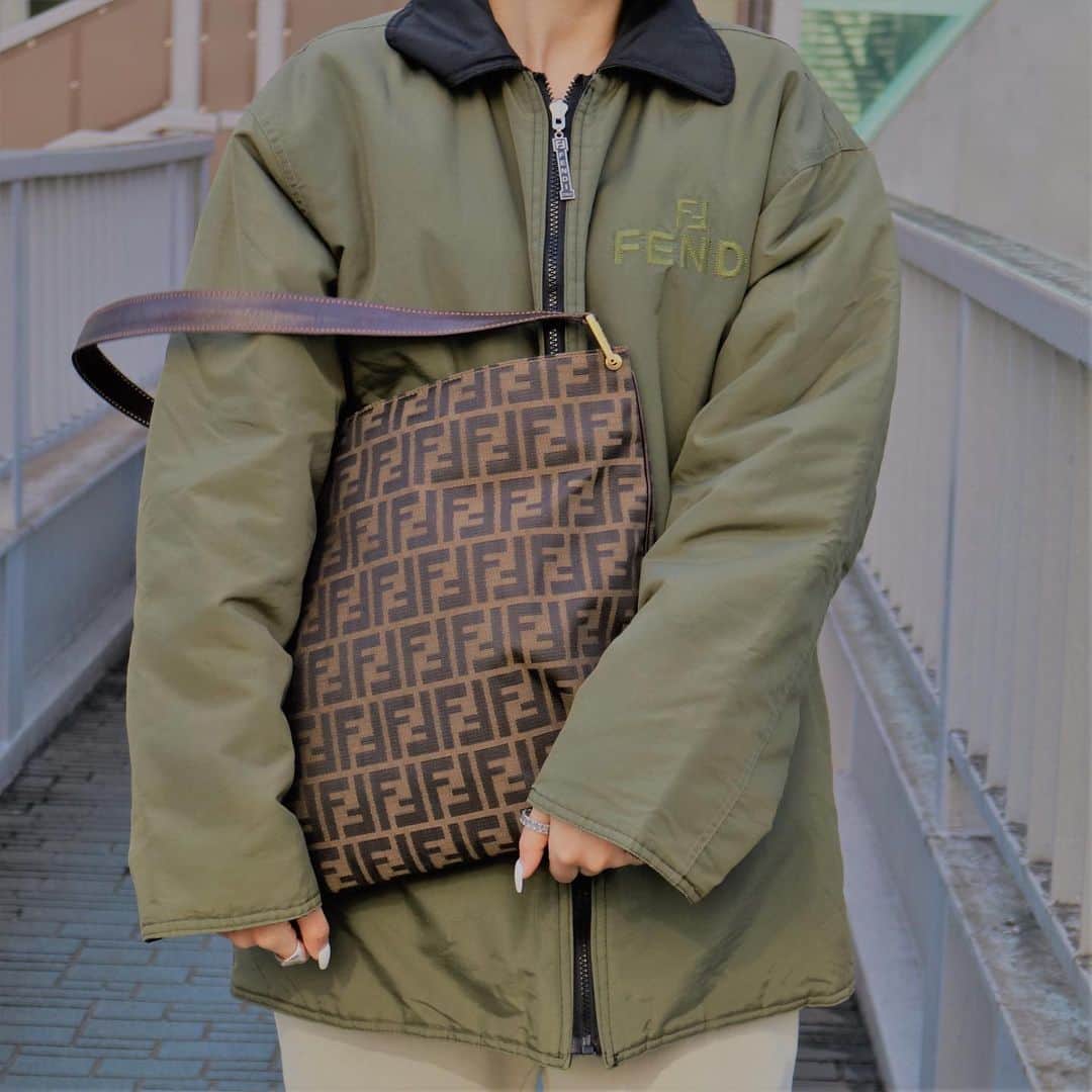 Vintage Brand Boutique AMOREのインスタグラム