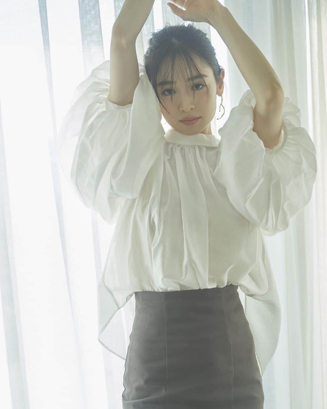 snidelさんのインスタグラム写真 - (snidelInstagram)「SNIDEL Spring Collection⁠ ⁠ “Pure Lady with Rika Izumi ”⁠ ⁠ #SNIDEL⁠ #spring」1月30日 13時01分 - snidelhk