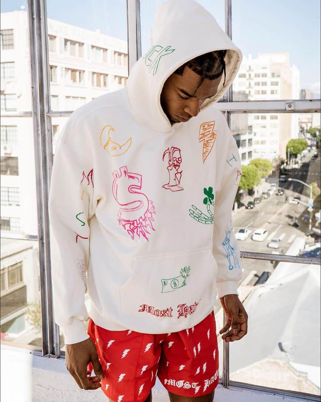 ニック・ヤングのインスタグラム：「MostHated dropping Now @mhp.la  MostHated.LA 🔥🔥🔥🔥」