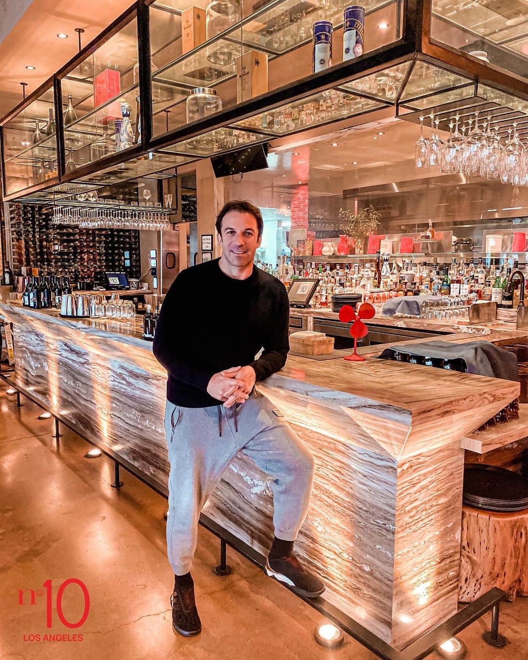 アレッサンドロ・デル・ピエロのインスタグラム：「𝗙𝗜𝗡𝗔𝗟𝗠𝗘𝗡𝗧𝗘 𝗔𝗣𝗘𝗥𝗧𝗜  @n10losangeles  #adp10 #n10losangeles #adp10」