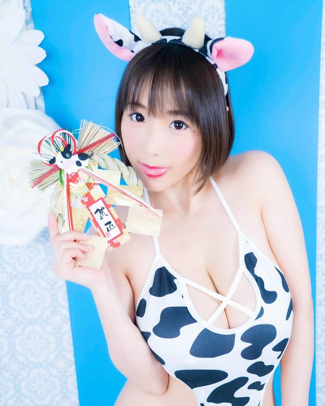 澁谷果歩さんのインスタグラム写真 - (澁谷果歩Instagram)「Got milk!  今年モーよろしく🐮」1月30日 5時45分 - shibukaho