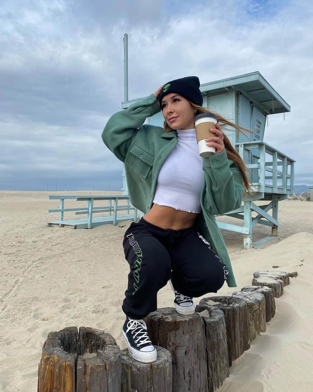 Nicky Gileさんのインスタグラム写真 - (Nicky GileInstagram)「gonna start posting the daily fits here // this was my coffee walk the other morning」1月30日 6時44分 - morenickygile