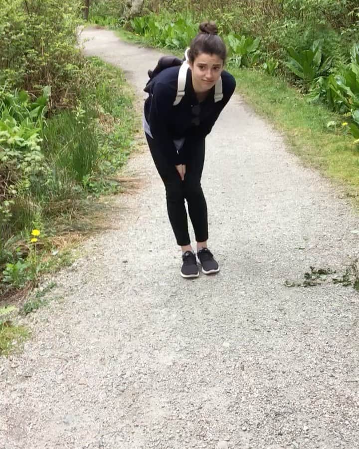 Francesca Realeのインスタグラム：「Found this gem from when we were shooting Haters Back Off and now I really miss @angelakinsey but am still terrified of squirrels.」