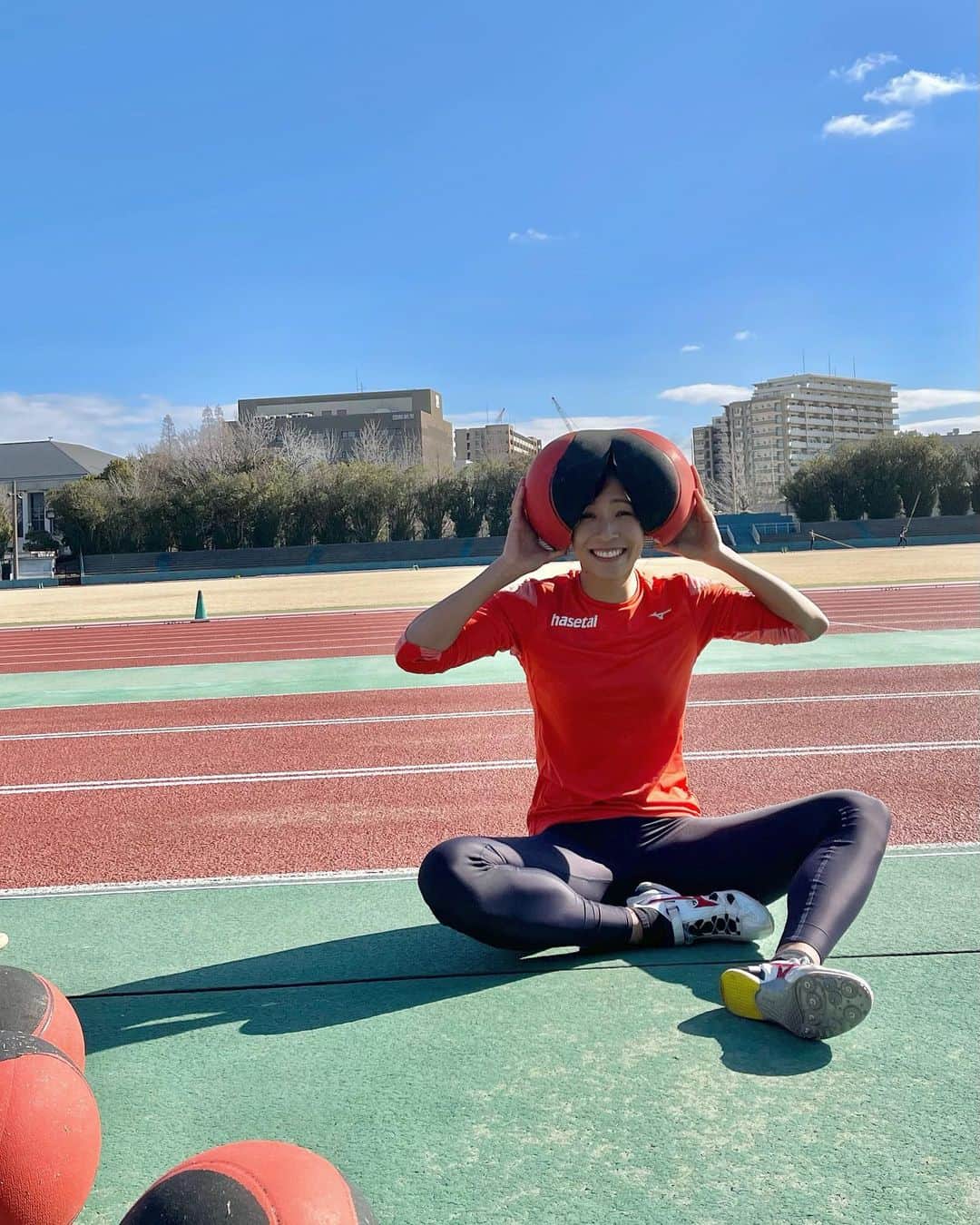 宇都宮絵莉のインスタグラム：「ｰ ❄️☀️🏃‍♀️🔥 #メディシンボール #トレーニング #陸上競技」