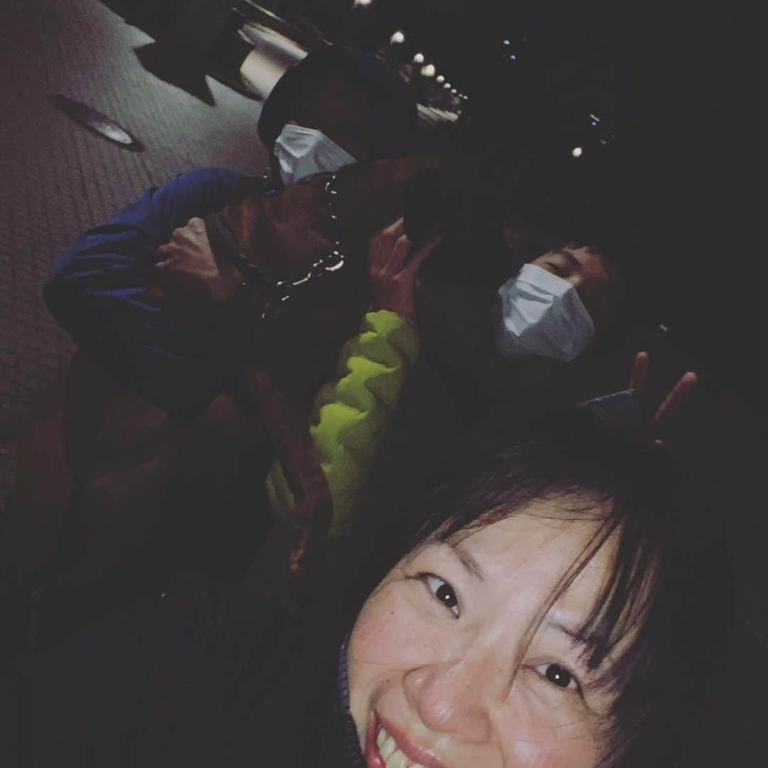 岡本依子さんのインスタグラム写真 - (岡本依子Instagram)「キャンプDAY8/13 金曜日から、めっちゃ、寒くなったけど、やっぱり、朝の時間、気持ち良すぎました^_^ #金曜日  #大阪城 #ユージン #クララ #リーさん #朝トレ #起きれた  #気持ちいい朝  #階段ダッシュ #坂ダッシュ  #DTS #岡本依子  #ドリームテコンドースクール」1月30日 13時43分 - yorikookamoto