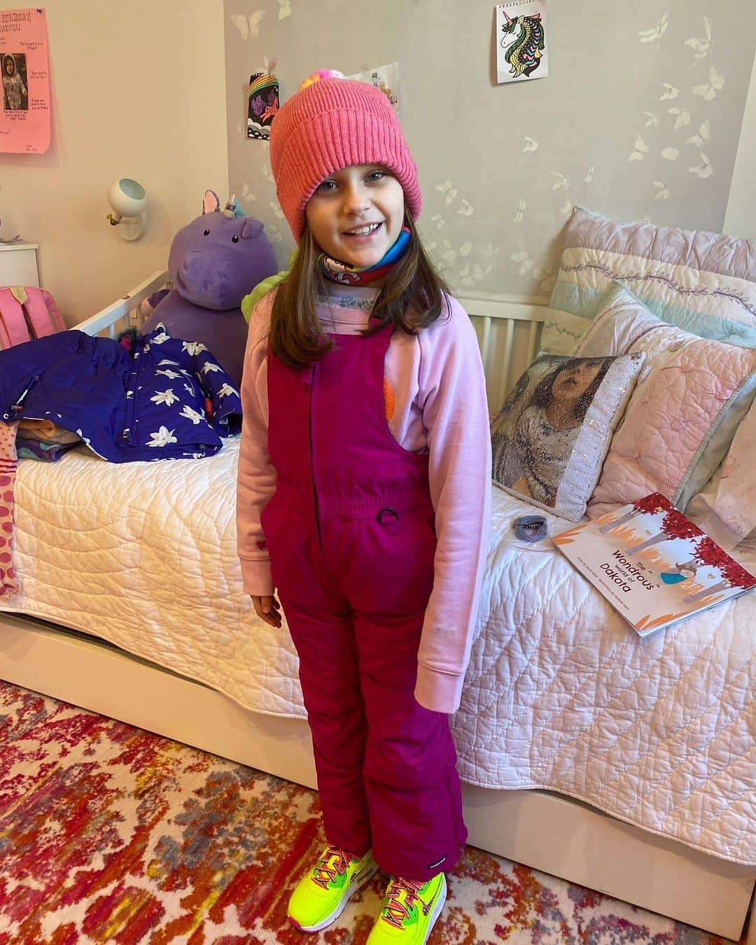ロージー・オドネルのインスタグラム：「new kicks #dailydax」