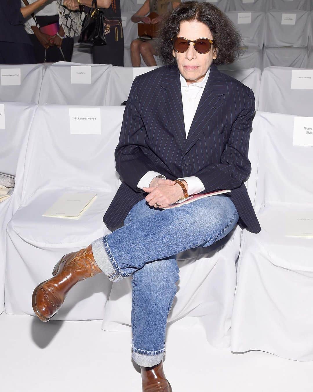 WHO WHAT WEARさんのインスタグラム写真 - (WHO WHAT WEARInstagram)「Does anyone do classic New York style better than Fran Lebowitz? Her style hasn't changed much over the last 50 years and we love her for it. Between timeless staples like straight-leg denim and slightly upsized blazers, tap our link for the pieces that define her epic NYC wardrobe. photos: getty images」1月30日 8時20分 - whowhatwear