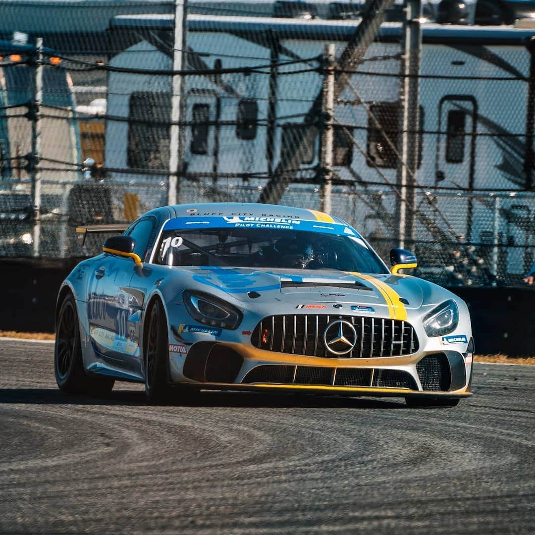 Mercedes AMGさんのインスタグラム写真 - (Mercedes AMGInstagram)「The first race for the Mercedes-AMG GT4 in the 2021 @imsa_racing Michelin Pilot Challenge is in the books! @lapmotorsports, @murillo_racing and @winwardracing faced the competition at the legendary @daytona International Speedway. After four hours, #4 Winward Racing managed to secure a top 10 finish with eighth place.  The Mercedes-AMG GT3 will enter the 24-hour race tomorrow! The Rolex 24 At Daytona gets underway at 9.40 p.m. CET.」1月30日 8時52分 - mercedesamg