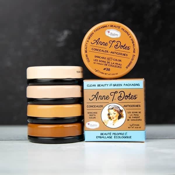 the Balmのインスタグラム：「Our concealer shades match the tinted moisturizer shades so go a shade down to brighten your under eyes or grab the same shade for everyday touch ups! Go a shade up if you want a 'natural' contour 😉   #thebalm #thebalmcosmetics #beauty #makeup #cleanbeauty #cleanmakeup #glam #thebalmeu #crueltyfreebeauty」