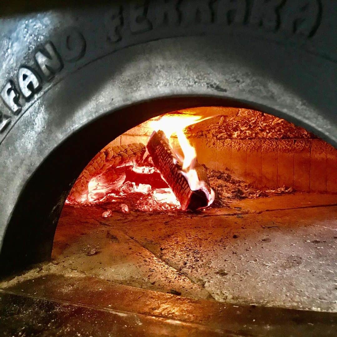 ポジリポのグルメインスタ