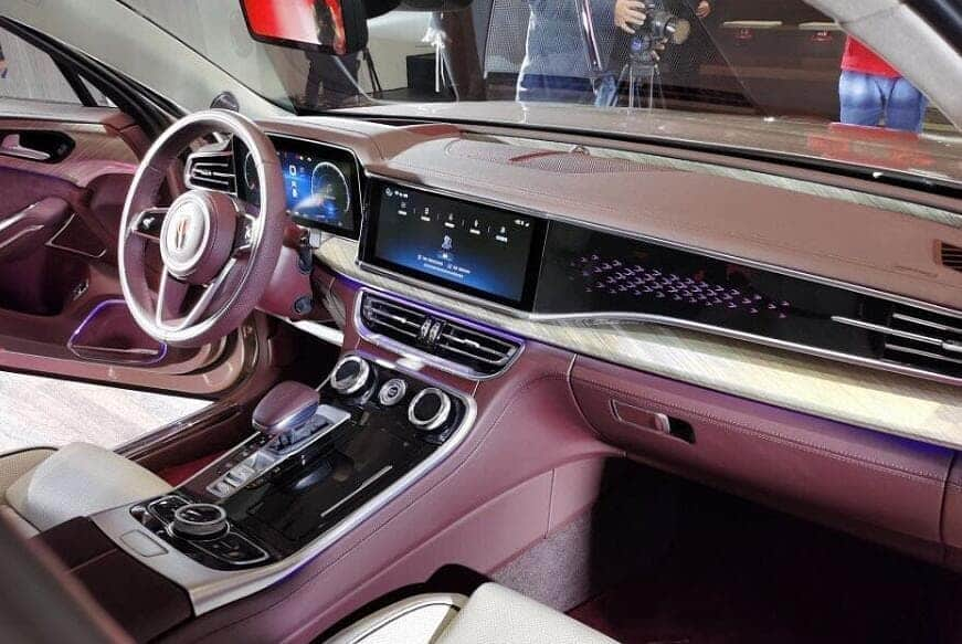 J-Auto Showさんのインスタグラム写真 - (J-Auto ShowInstagram)「HONGQI 紅旗 中国の車がいよいよ日本上陸？カスタムカーのベース車としても期待。セレブの方買われたら撮影取材させてください。  #HONGQI #hongqih9 #紅旗 #高級車 #セダン #中国車 #🚗 #輸入車 #セレブ #celebrity #chinesecar」1月30日 9時25分 - jautoshow