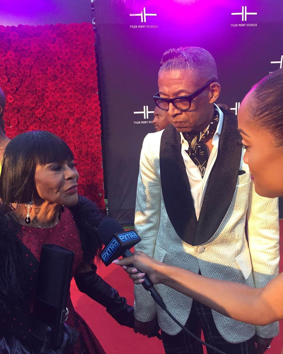 レイチェル・リンゼイさんのインスタグラム写真 - (レイチェル・リンゼイInstagram)「#cicelytyson wanted her legacy to “be recalled as one who squared my shoulders in the service of Black women, as one who made us walk taller and envision greater for ourselves.” She did that and beyond. Thank you 🖤」1月30日 10時01分 - therachlindsay