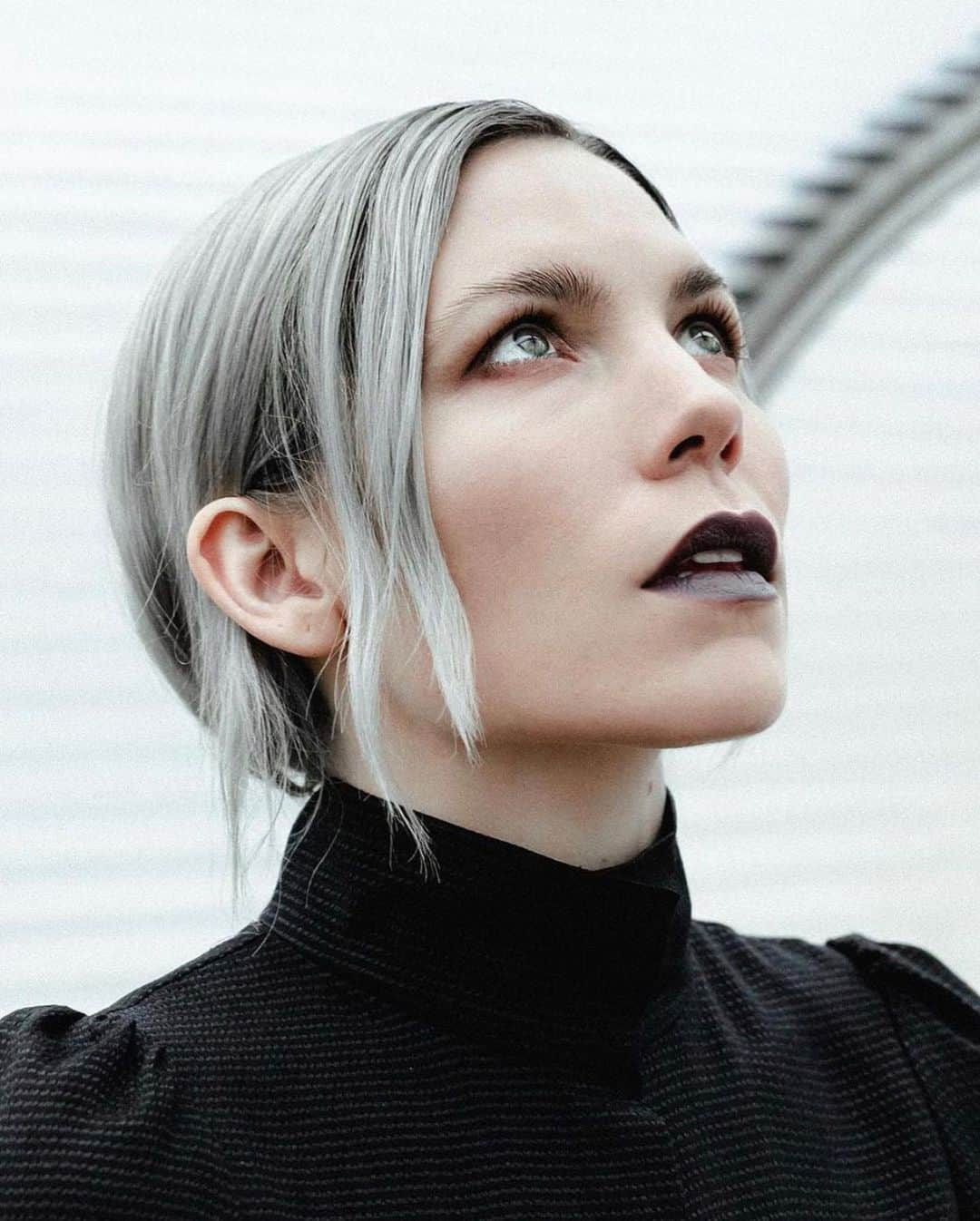 ポール・ノートンさんのインスタグラム写真 - (ポール・ノートンInstagram)「The epically talented and hauntingly gorgeous @skylargrey cut by Me @leobypaulnorton #haircolor by @daphnedoesmyhair #skylargrey」1月30日 10時43分 - paulnortonhair