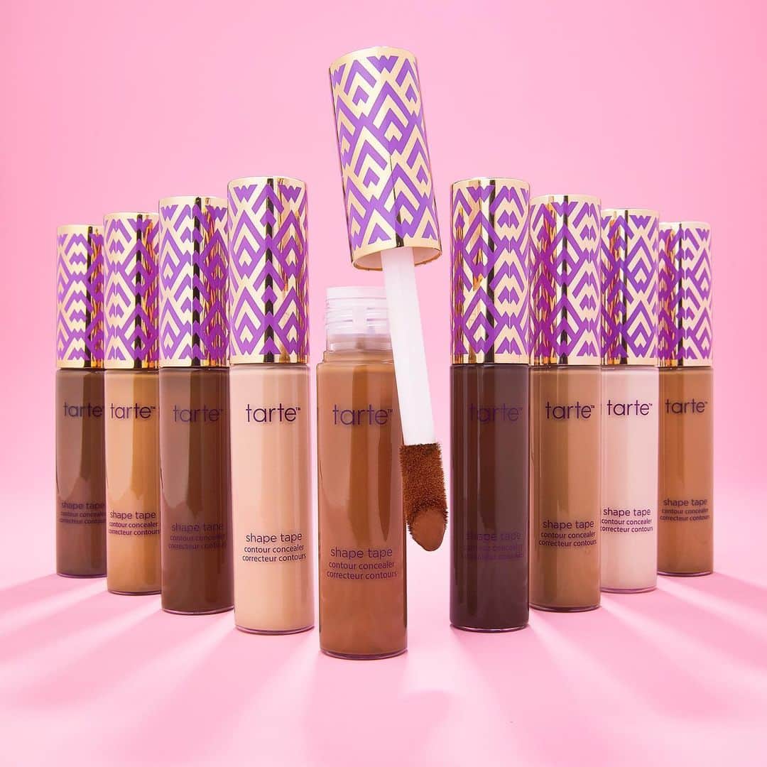 Tarte Cosmeticsさんのインスタグラム写真 - (Tarte CosmeticsInstagram)「Swipe on 16-hrs of flawless wear with our award-winning shape tape vegan concealer 🙌 ✨ full-coverage formula ✨ smooths & brightens to make eyes appear lifted ✨ infused with shea butter & mango butter to moisturize ✨ tape technology™ helps smooth & blur appearance of fine lines & wrinkles Wanna try before you buy? Check out our virtual try-on tool on tarte.com! #crueltyfree #rethinknatural #shapetapenation #doubledutybeauty」1月30日 11時02分 - tartecosmetics
