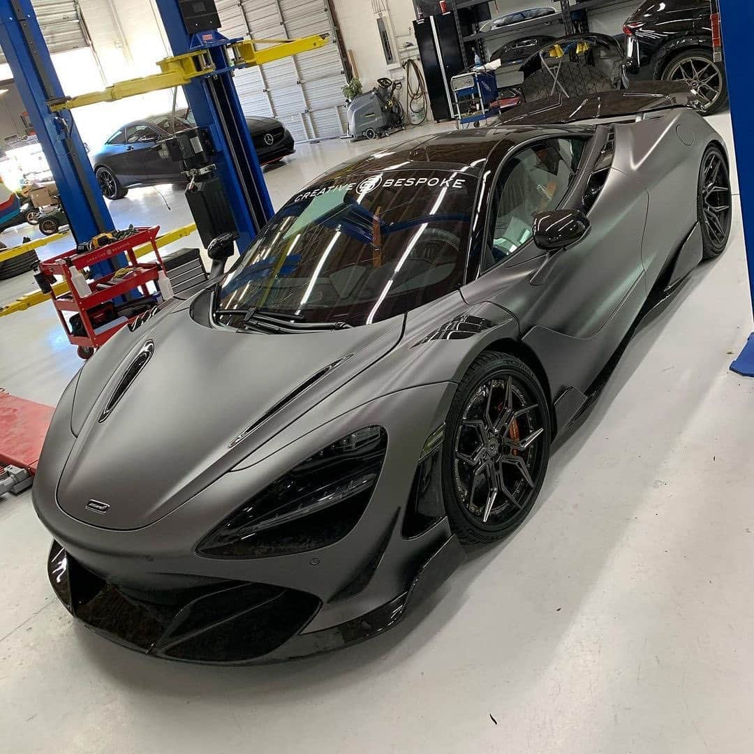 CARLiFESTYLEさんのインスタグラム写真 - (CARLiFESTYLEInstagram)「Forged Carbon McLaren 720s by @cb_autosalon @creativebespoke @ryft.co #carlifestyle」1月30日 11時29分 - carlifestyle