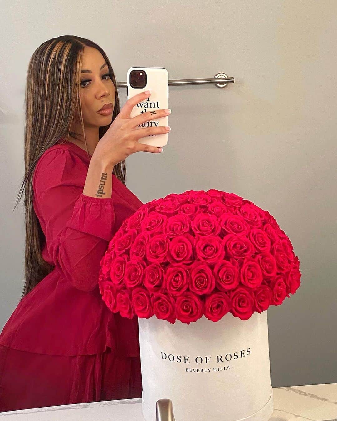Brittany Rennerのインスタグラム：「Self-Love ♥️ @doseofroses 🌹」
