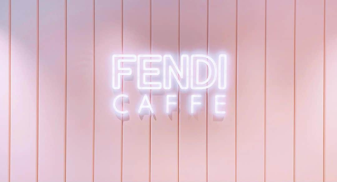 岡英里のグルメインスタ