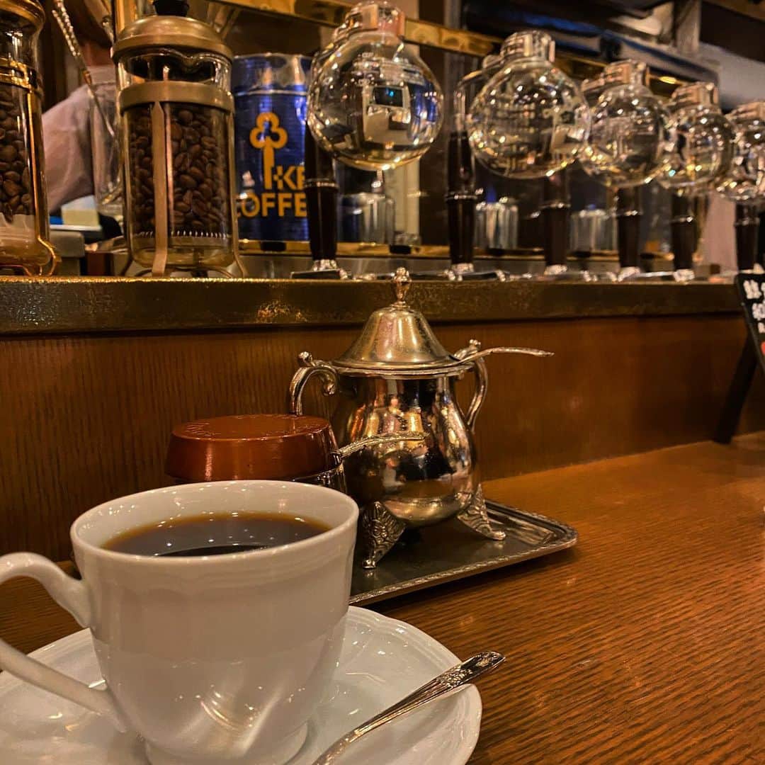 原あやののインスタグラム：「☕️  #喫茶店#サイフォンコーヒー」