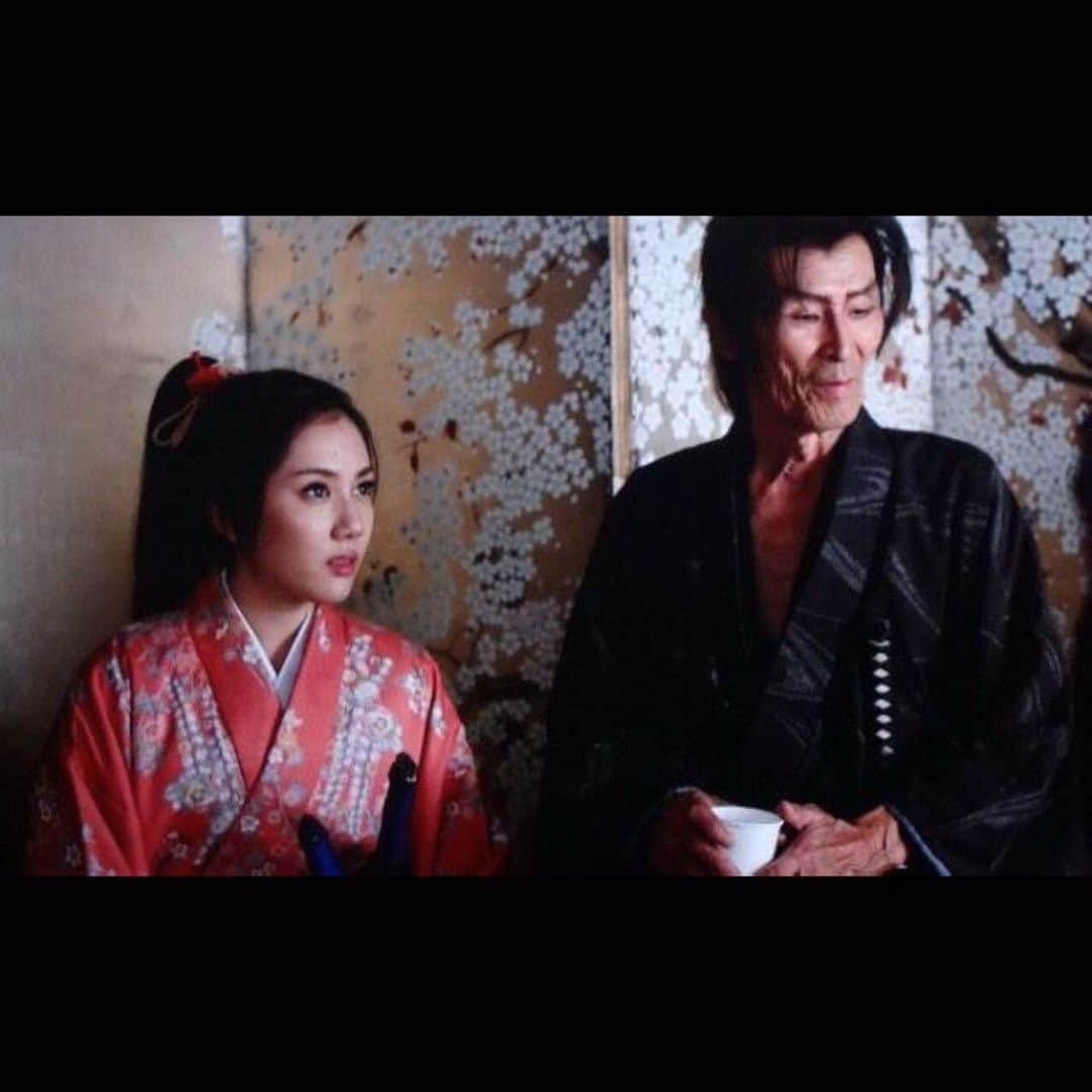 山本千尋のインスタグラム：「明日1月31日(日)14時半より時代劇専門チャンネルにて、福本清三さん主演『太秦ライムライト』が放送されます。私のデビュー作にもなります。日本の時代劇を作り上げ、伝え続け、守り続ける先輩方の志が詰まった作品です。是非ご覧下さい。」