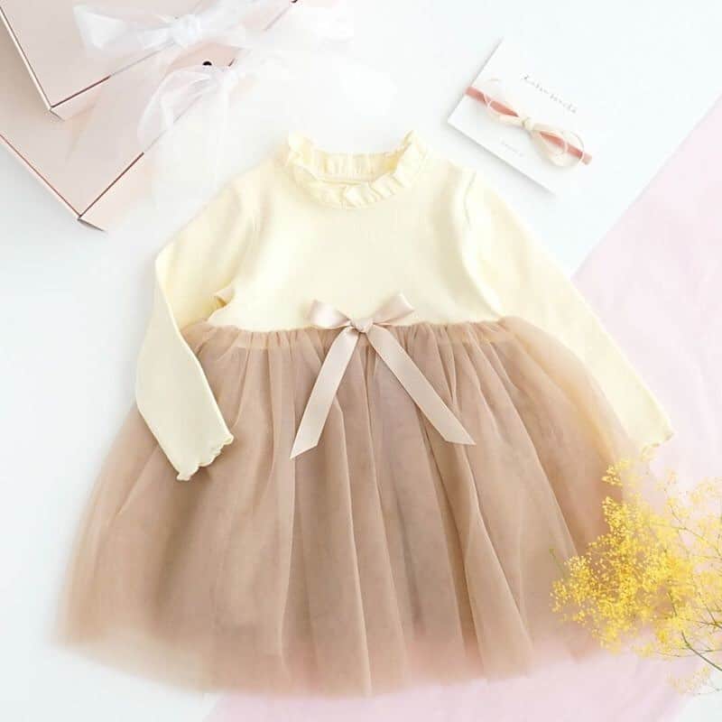 かわいいベビー服・子供服Babychuさんのインスタグラム写真 - (かわいいベビー服・子供服BabychuInstagram)「【新作出産祝いぞくぞく登場🎁べびちゅでしか贈れないオリジナルセットも大人気💕】 . まだまだ気軽にお出かけができないから 贈ろうと思っていた出産祝いがまだ決めれていないという方も多いですよね💦 . そんな方にはべびちゅのギフトセットがオススメ😉☝️ べびちゅのママバイヤーが出産祝いにオススメの商品をピックアップしてセットにしているから、安心して贈れると大好評頂いてるんです☺️ . 春に贈るのにピッタリの新作セットも登場👍 もちろん、お相手様に直送OK 2月にお相手様に届くように今すぐ決めちゃお‼️ . べびちゅHPの上部バナー『セレクトギフト』からチェックしてね✔️💁‍♀️ . . #べびちゅギフト #べびちゅセレクトギフト #べびちゅ #babychu #ig_kidsphoto #ig_babyphoto #かわいい #子供服 #ベビー服 #親バカ部 #女の子 #男の子 #娘 #息子 #赤ちゃん #ベビーコーデ #キッズコーデ #ベビーファッション #キッズファッション #出産祝い #baby #babychujp」1月30日 21時36分 - babychu2014