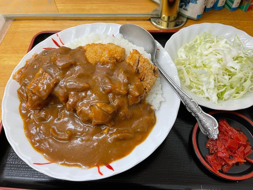 柴崎貴広さんのインスタグラム写真 - (柴崎貴広Instagram)「17.小峰  カツカレー  家庭的なカレーで美味しかった🍛 次は手打ちのうどんも食べてみたいな。   #小峰  #稲城市  #稲城をめぐるカレースタンプラリー2020   #カツカレー」1月30日 21時37分 - shibasaki26