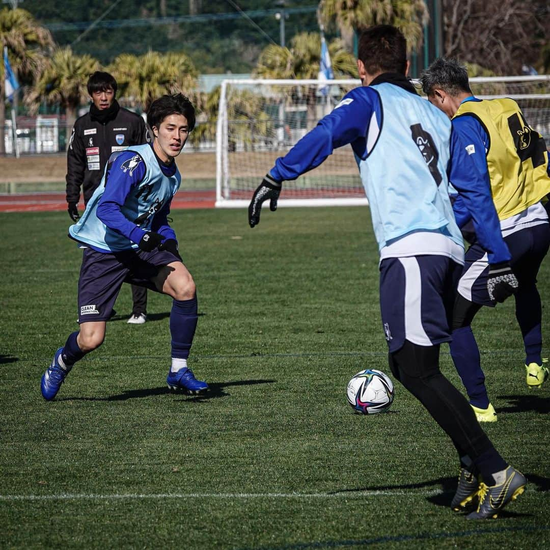 横浜FCさんのインスタグラム写真 - (横浜FCInstagram)「- 宮崎キャンプ3日目。 少しずつ実戦形式のトレーニングが増えてきています💪 - #yokohamafc #横浜FC #RECORDTHEBLUE #JLEAGUE #Jリーグ」1月30日 21時57分 - yokohamafc_official