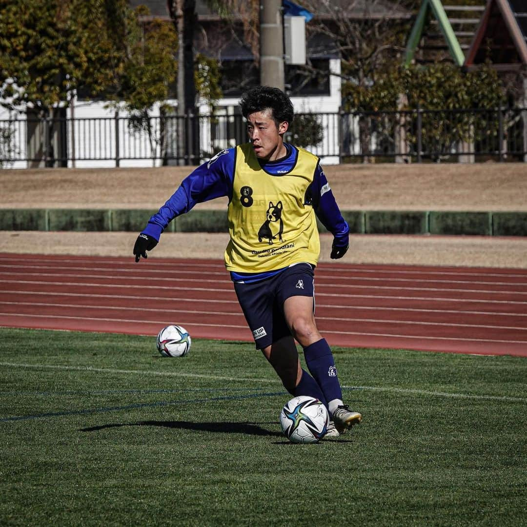 横浜FCさんのインスタグラム写真 - (横浜FCInstagram)「- 宮崎キャンプ3日目。 少しずつ実戦形式のトレーニングが増えてきています💪 - #yokohamafc #横浜FC #RECORDTHEBLUE #JLEAGUE #Jリーグ」1月30日 21時57分 - yokohamafc_official