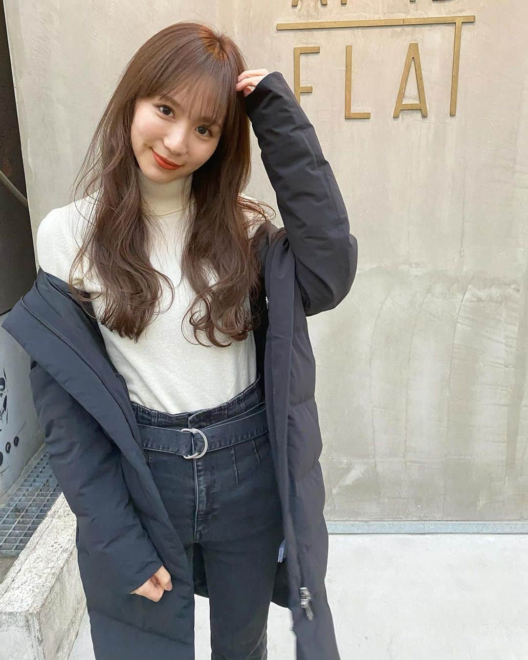 のインスタグラム：「2ヶ月ぶりの @violet_sakae 🤍🤍🤍﻿ ﻿ 新しく導入された﻿ 韓国発祥？の　#水トリートメント　してもらって生き返った💧❤️✨﻿ ﻿ ﻿ #名古屋美容院　#名古屋美容室　#violet栄店　#水トリートメント　#ケラスターゼ」