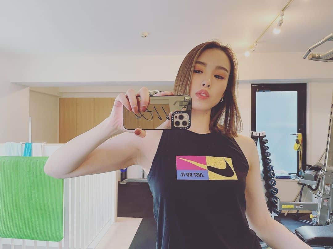 川戸沙羅のインスタグラム：「#clubhouse 始めました😆🌟  User name ▷ @sara_sss  良かったらフォローお願いします💗  #followｍe  #followforfollowback」